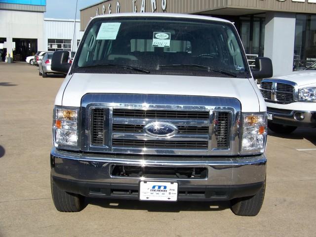 2010 Ford Econoline Wagon CPE