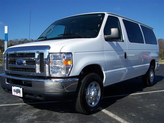 2010 Ford Econoline Wagon ESi
