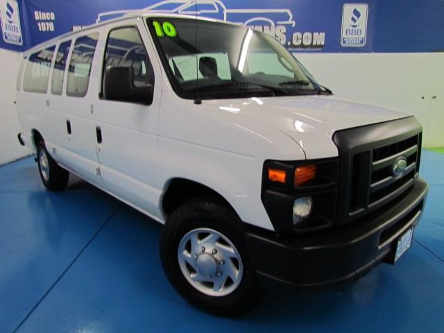 2010 Ford Econoline Wagon With Navigation, Bluetoothand Sunroof