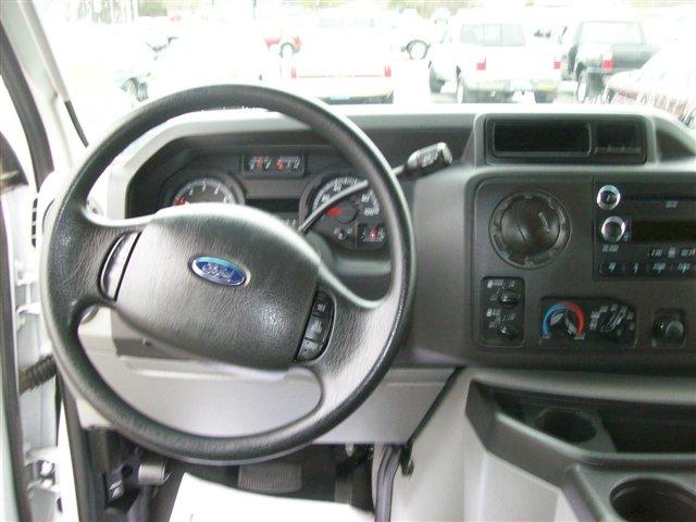 2010 Ford Econoline Wagon CPE