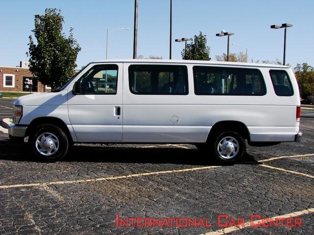 2010 Ford Econoline Wagon ESi