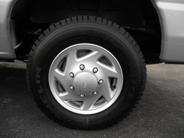 2010 Ford Econoline Wagon ESi