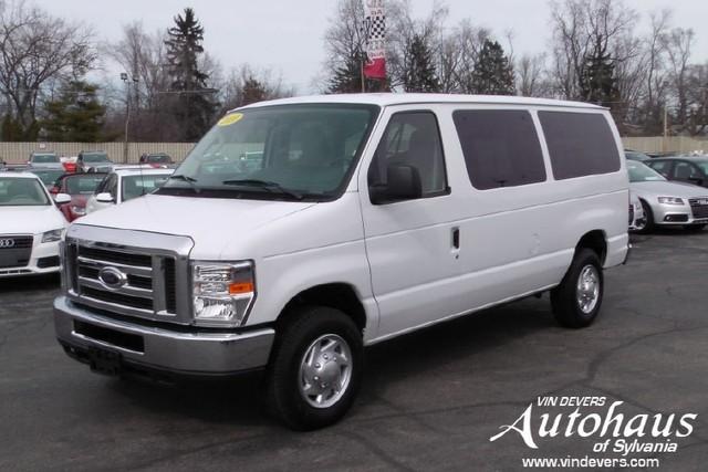 2010 Ford Econoline Wagon ESi