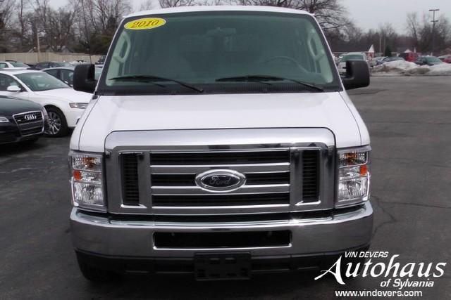 2010 Ford Econoline Wagon ESi