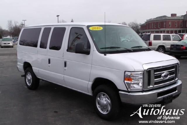2010 Ford Econoline Wagon ESi