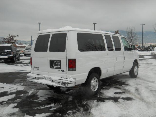 2010 Ford Econoline Wagon Unknown