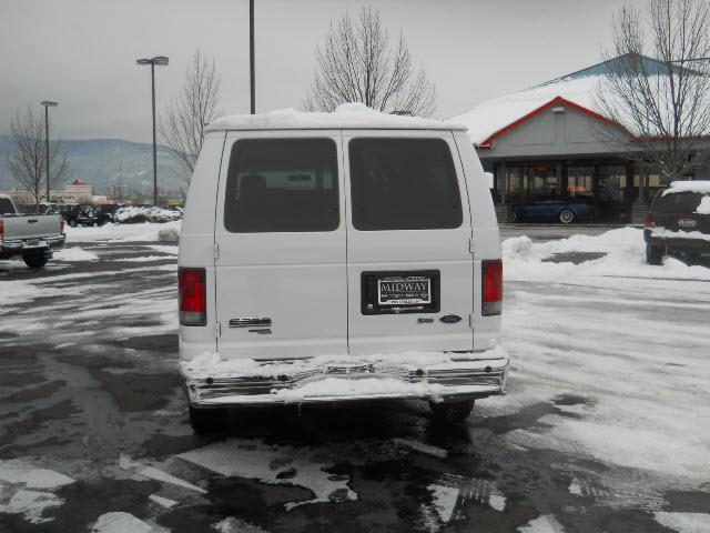 2010 Ford Econoline Wagon Unknown