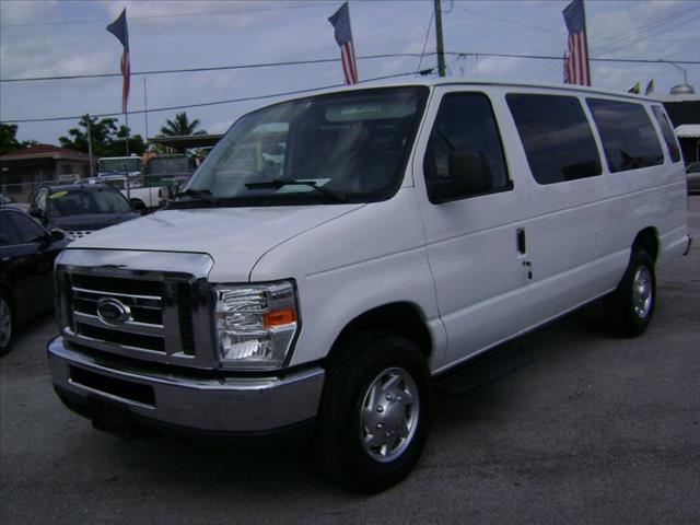 2010 Ford Econoline Wagon CPE
