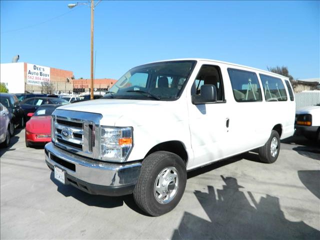 2011 Ford Econoline Wagon CPE