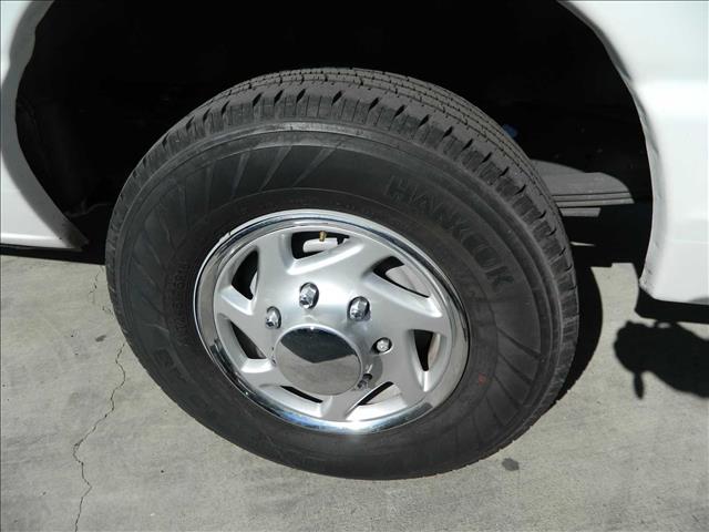 2011 Ford Econoline Wagon CPE