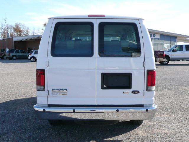 2011 Ford Econoline Wagon CPE