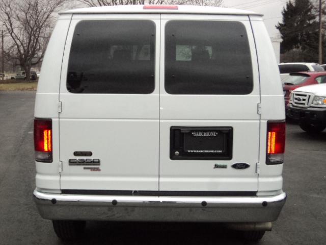 2011 Ford Econoline Wagon Unknown