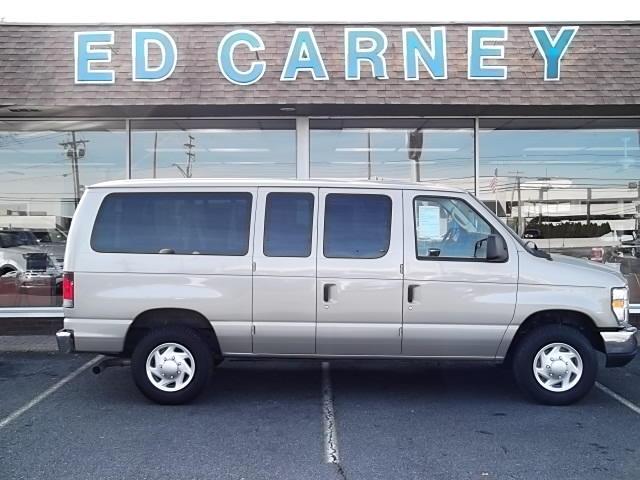 2011 Ford Econoline Wagon Sport 4WD