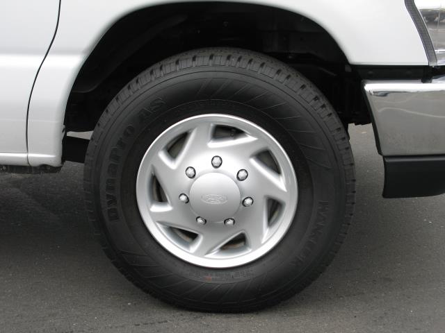 2011 Ford Econoline Wagon Sport 4WD