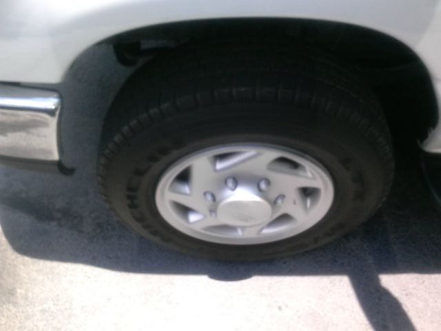 2012 Ford Econoline Wagon 2dr Cpe V6 Manual GT