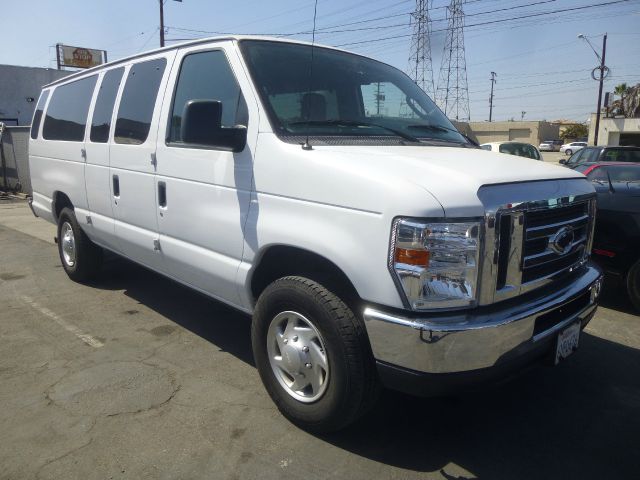 2012 Ford Econoline Wagon Z71, 4X4, LS, XCAB