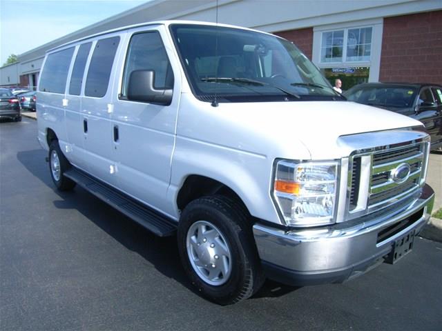 2012 Ford Econoline Wagon ESi