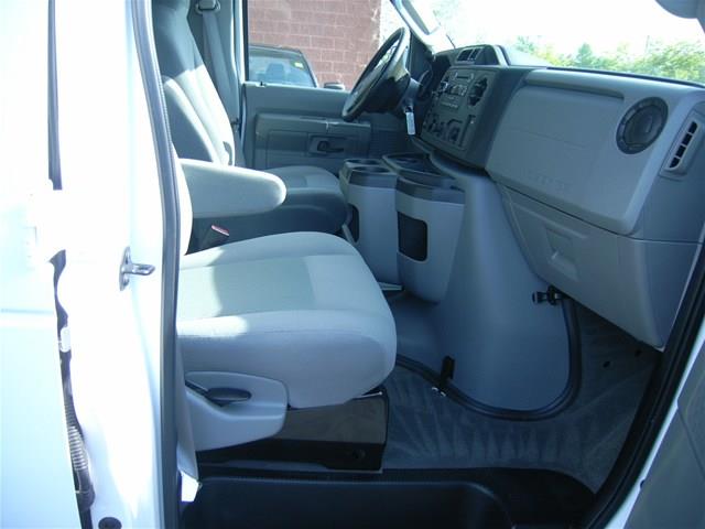 2012 Ford Econoline Wagon ESi