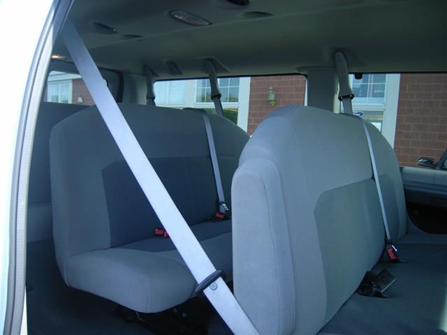 2012 Ford Econoline Wagon ESi