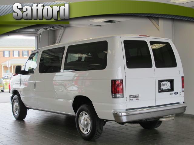 2012 Ford Econoline Wagon ESi