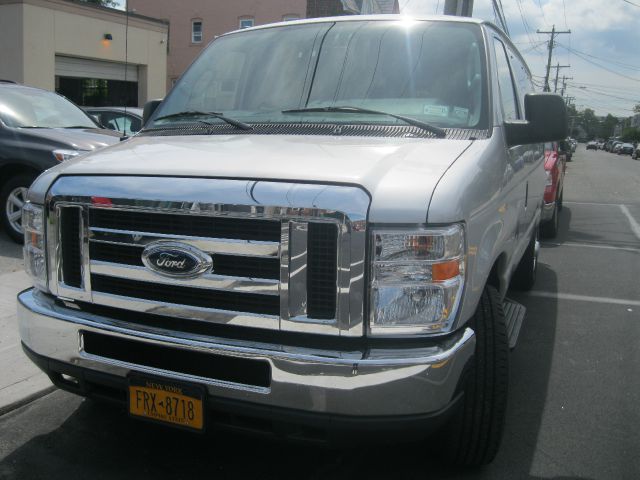 2012 Ford Econoline Wagon S-line 2.0 Quattro