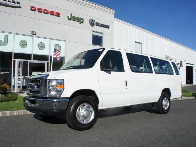 2013 Ford Econoline Wagon CPE