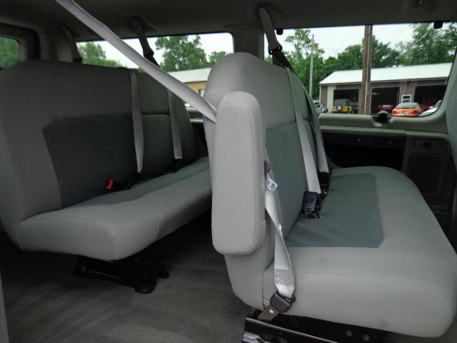 2013 Ford Econoline Wagon CPE