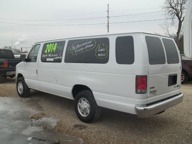 2014 Ford Econoline Wagon Z71, 4X4, LS, XCAB