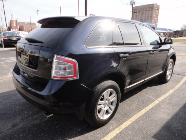2010 Ford Edge SRT1