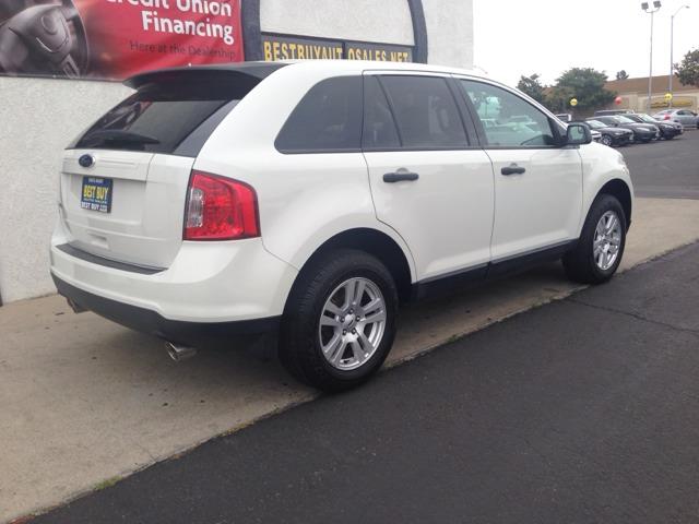 2011 Ford Edge SE