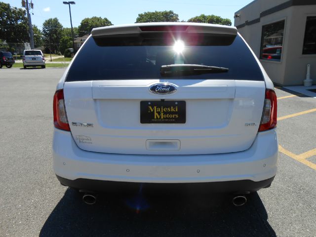 2011 Ford Edge Xe-v6