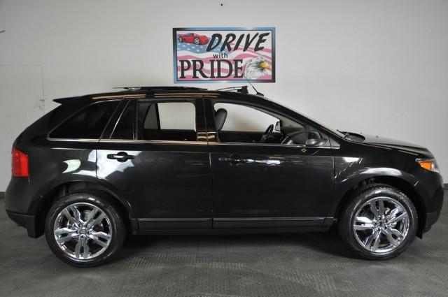 2011 Ford Edge Touring Signature Sedan 4D