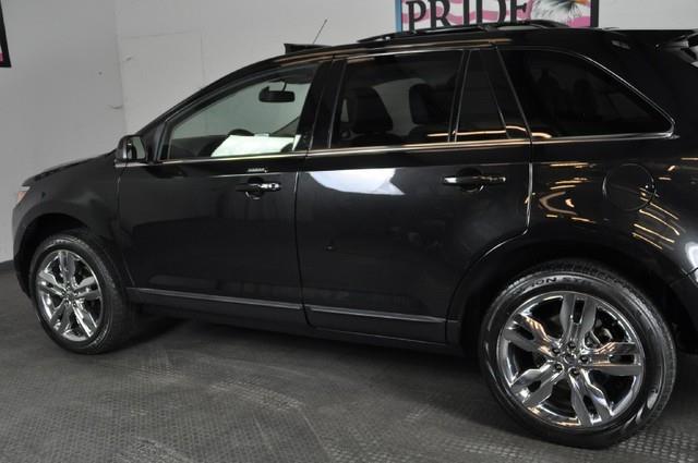 2011 Ford Edge Touring Signature Sedan 4D