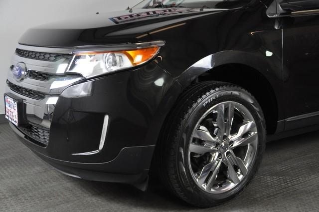 2011 Ford Edge Touring Signature Sedan 4D