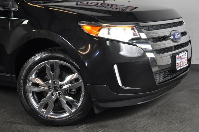 2011 Ford Edge Touring Signature Sedan 4D