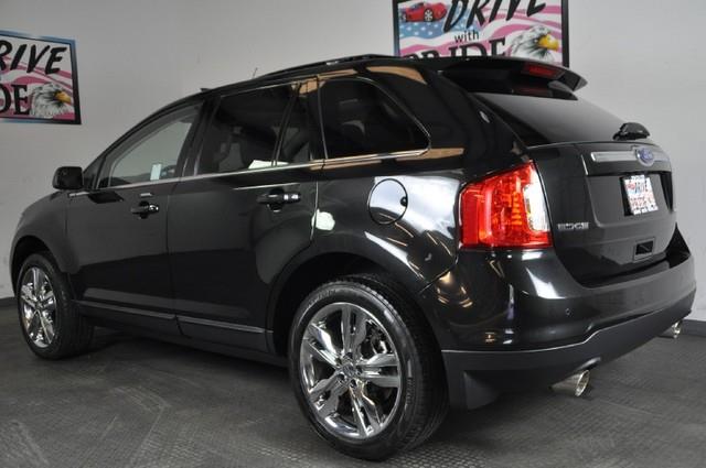 2011 Ford Edge Touring Signature Sedan 4D
