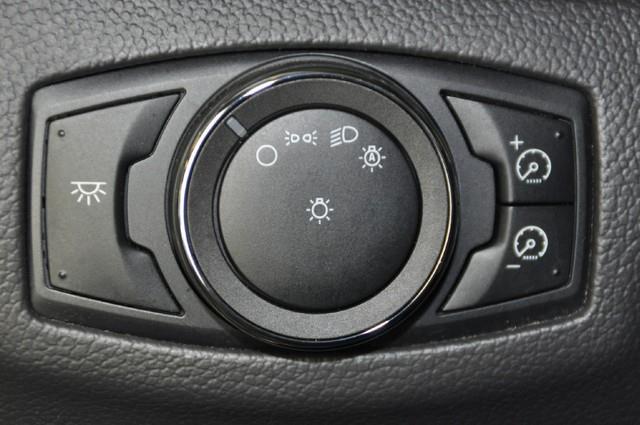 2011 Ford Edge Touring Signature Sedan 4D