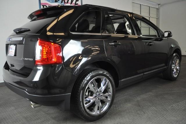 2011 Ford Edge Touring Signature Sedan 4D