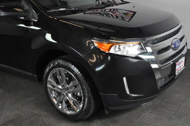 2011 Ford Edge Touring Signature Sedan 4D