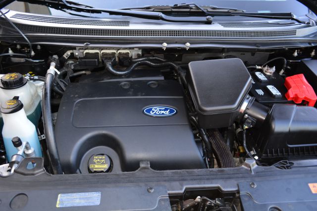 2011 Ford Edge LS Flex Fuel 4x4 This Is One Of Our Best Bargains