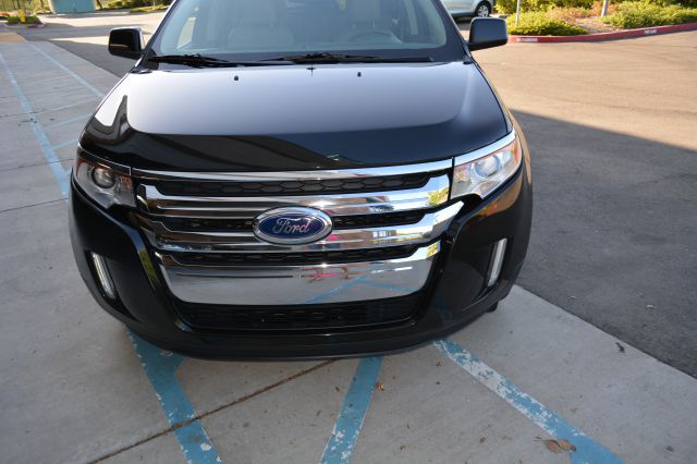 2011 Ford Edge LS Flex Fuel 4x4 This Is One Of Our Best Bargains