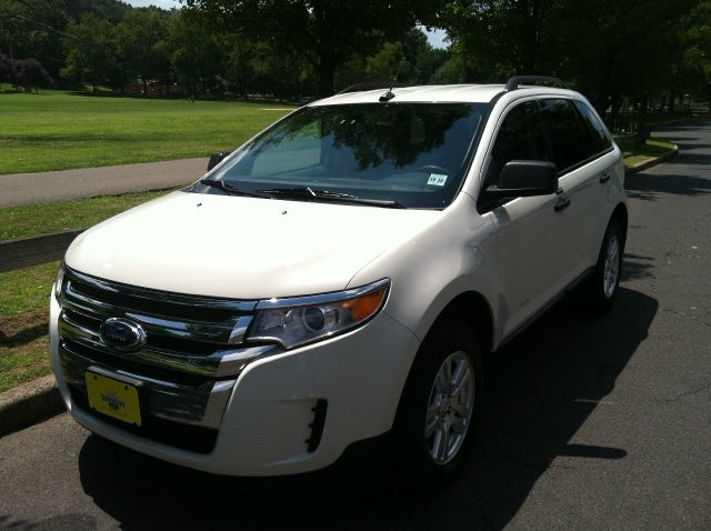 2011 Ford Edge SRT1