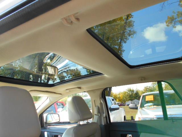 2011 Ford Edge SLT 25