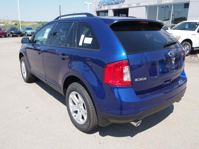 2013 Ford Edge SE