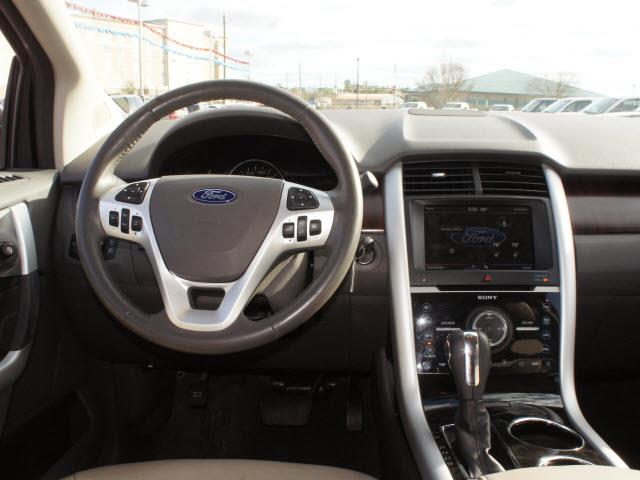 2013 Ford Edge SLT 25