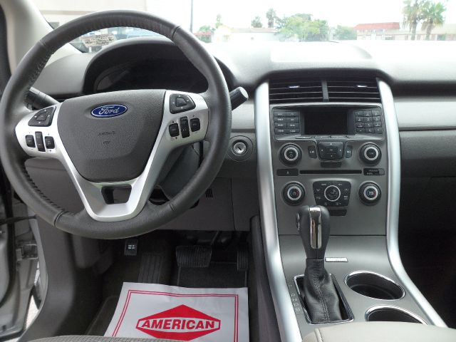 2013 Ford Edge Xe-v6