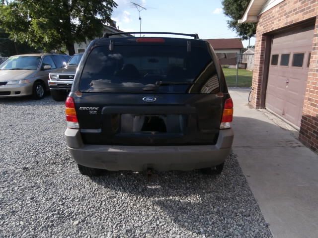 2001 Ford Escape Unknown