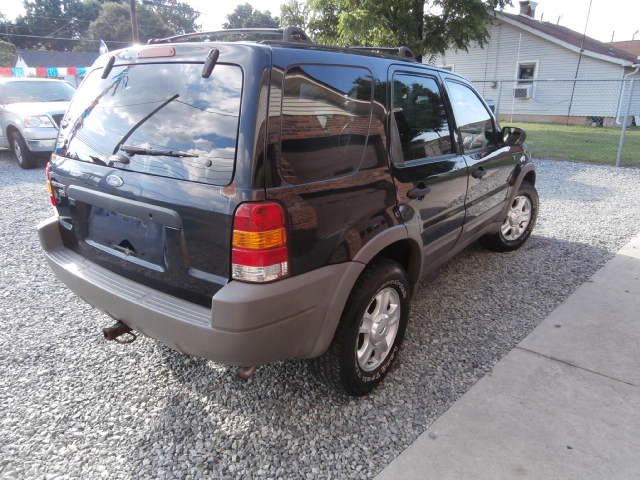 2001 Ford Escape Unknown