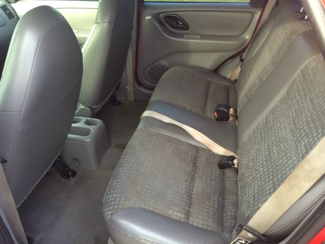 2001 Ford Escape Reg Cab 159.5 WB C5B