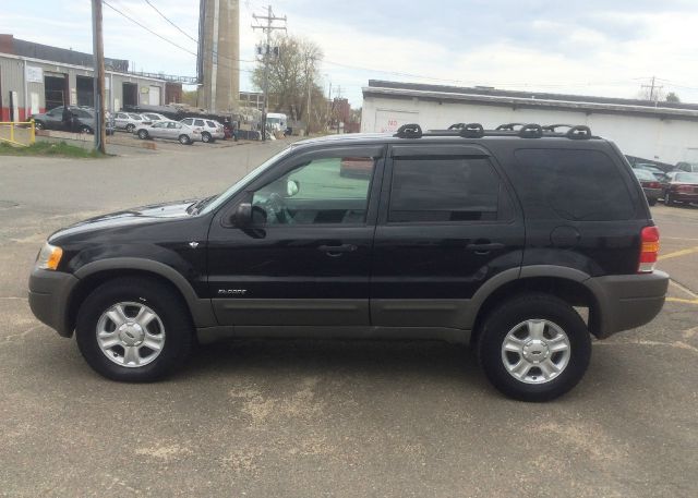 2001 Ford Escape ESi